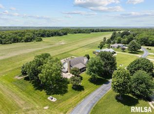 6363 114th St, Blue Grass, IA 52726