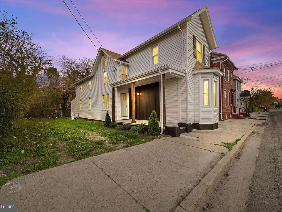 4 Walnut St