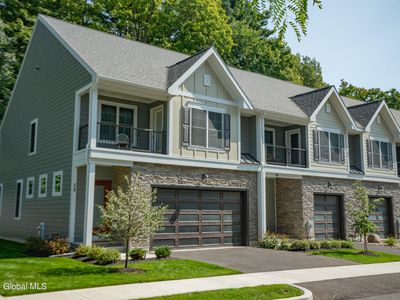 10 Landon Lane, Malta, NY, 12020