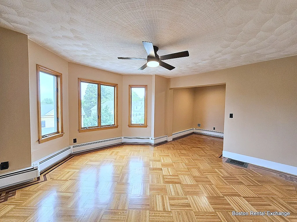 3 bed, 1500 sqft, $3,600 — Photo 1