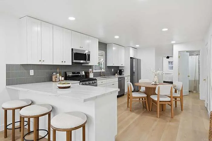 1641 Donax Ave #41 — Photo 4
