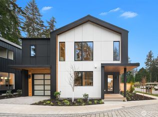 12241 NE 66th St, Kirkland, WA