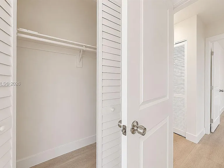 1670 W 42nd St #1672 — Photo 30
