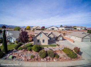 1763 N Lava Flow Dr, Saint George, UT 84770