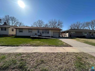 609 S Annway Dr, Sioux Falls, SD, 57103