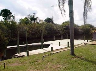 1425 Angler St, Merritt Island, FL 32952