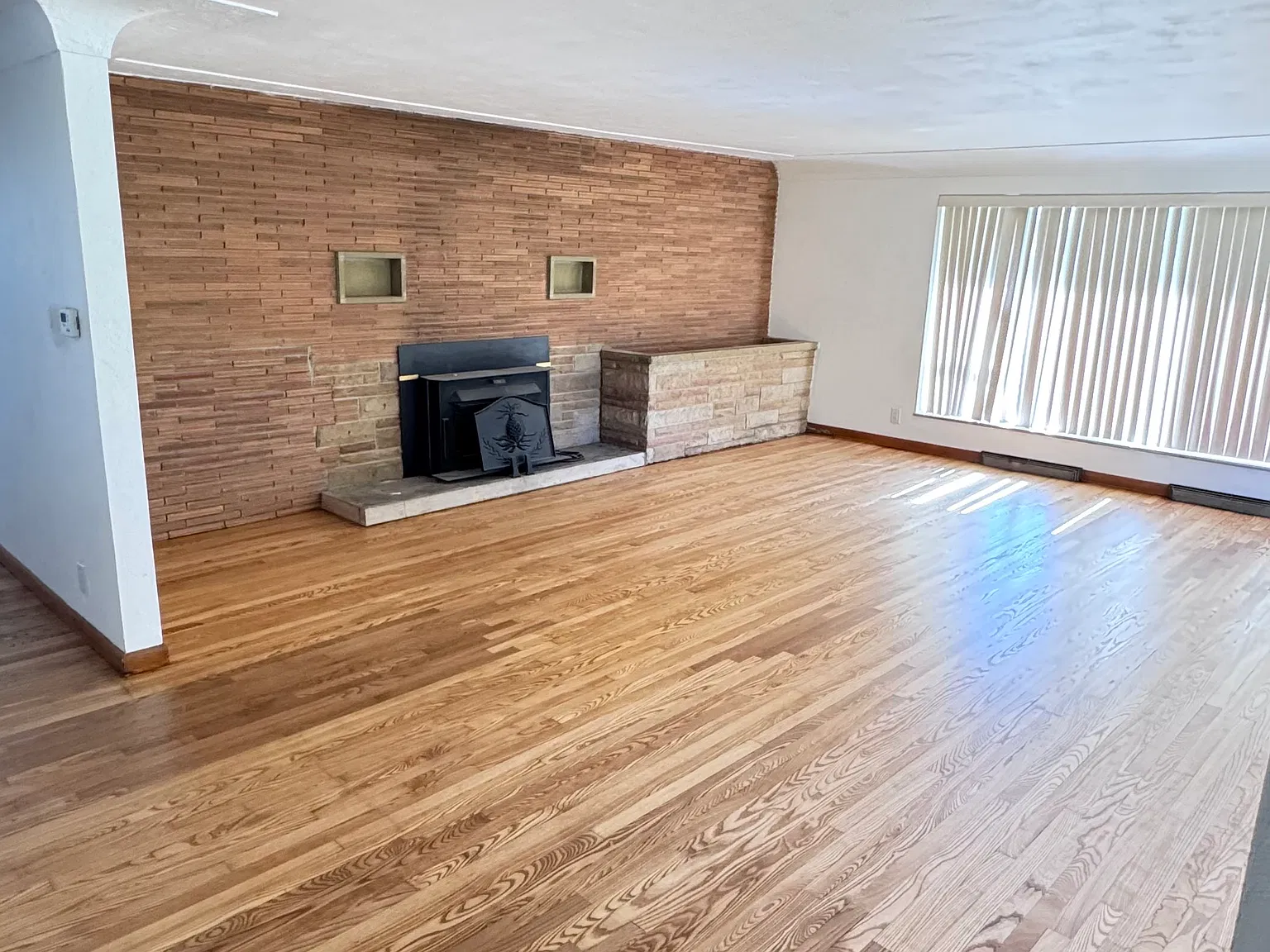 1604 Greene Valley Dr — Photo 3