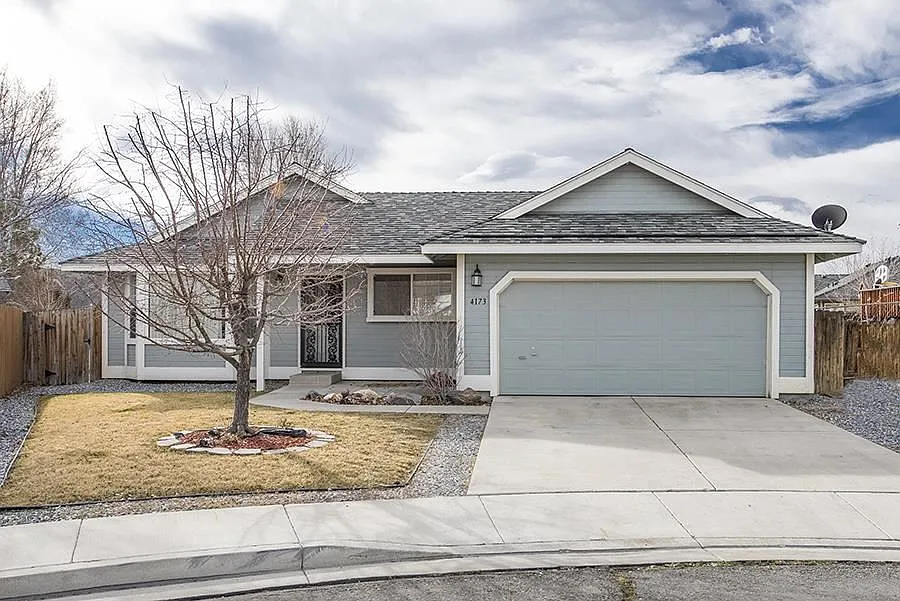 4173 Gordon St photo 1