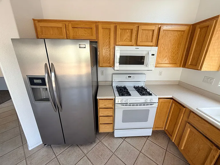 2337 Sun Cliffs St — Photo 17
