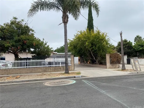 5102 W 7th St, Santa Ana, CA 92703