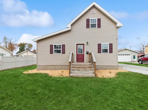 515 W 1st St, Madrid, IA 50156
