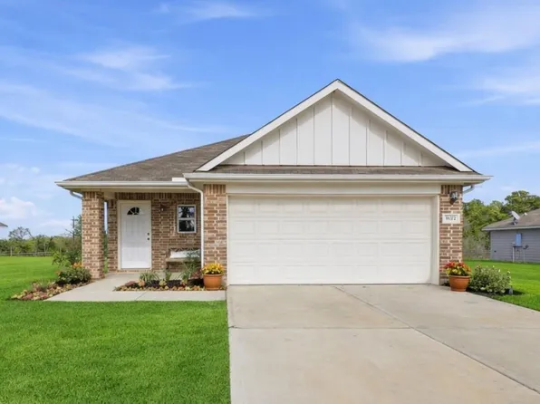 38372 Park View Dr, Hempstead, TX 77445