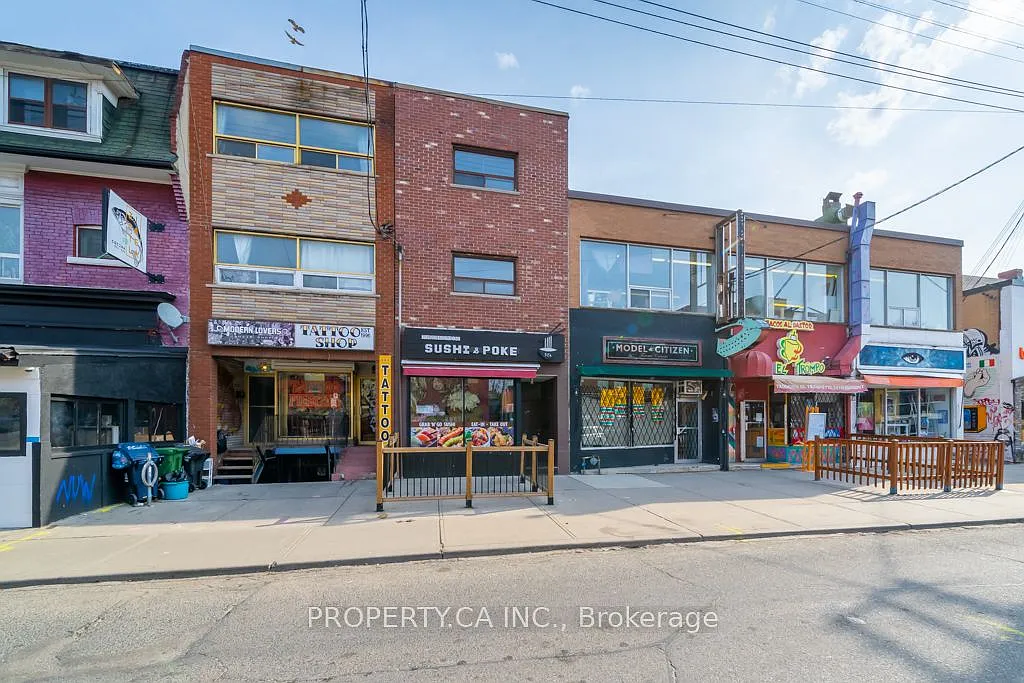 4 bed, $3,950 — Photo 1