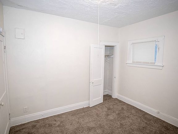 4th image of 3332 E 145th St #2