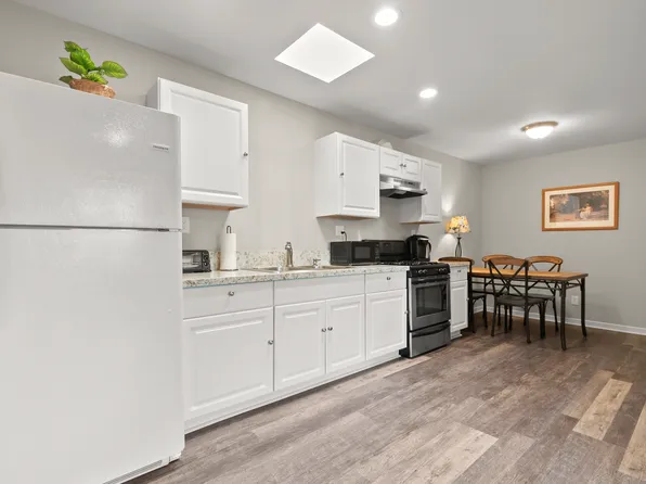 217 E Carroll Ave Unit B, Glendora, CA 91741