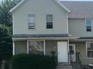 517 N 3rd St #1/2, Clinton, IA 52732