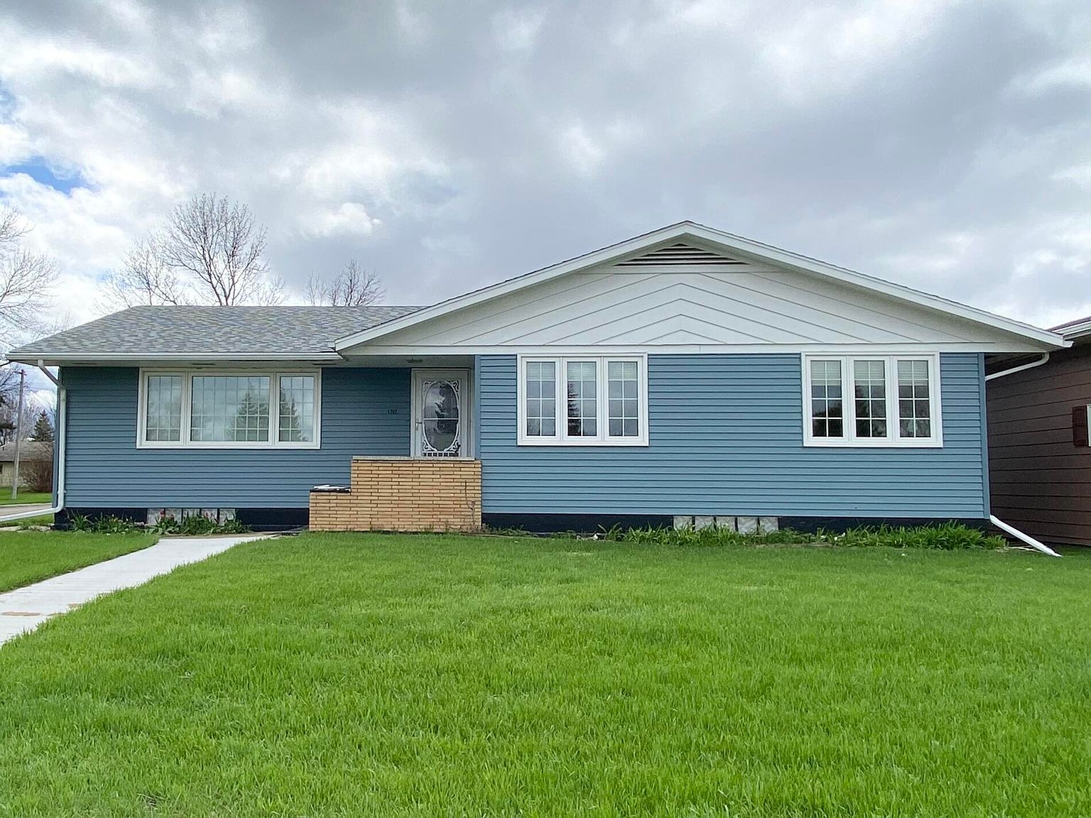 1202 8th St, Langdon, ND 58249 Zillow