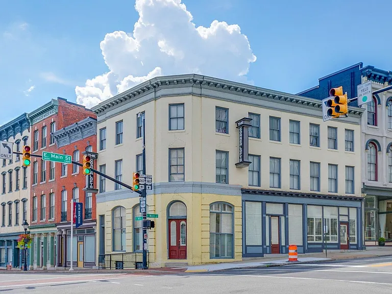 The Corner Lofts — Photo 41