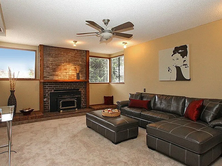 15501 SE 46th Way — Photo 12