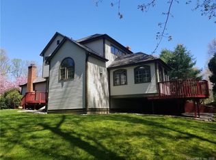 3 Deer Creek Dr, Madison, CT 06443