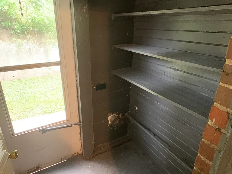 1615 Valley Ave — Photo 49