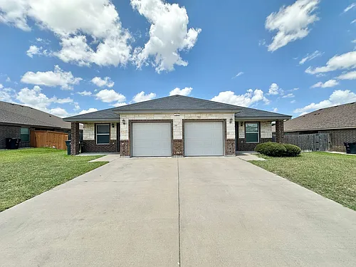 4507 Skyflower Ln Photo 1