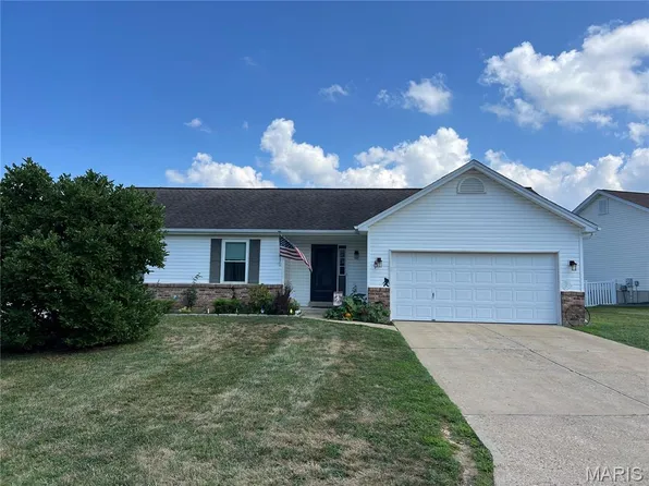 10 Santa Fe Trail Ct, Saint Peters, MO 63376