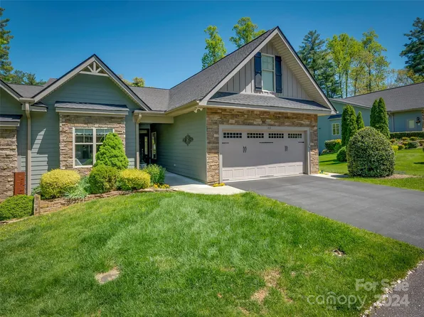 163 Waterside Dr, Hendersonville, NC 28791