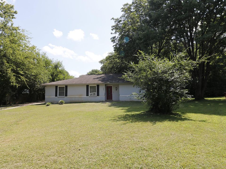 1st image of 132 Calvery Ct