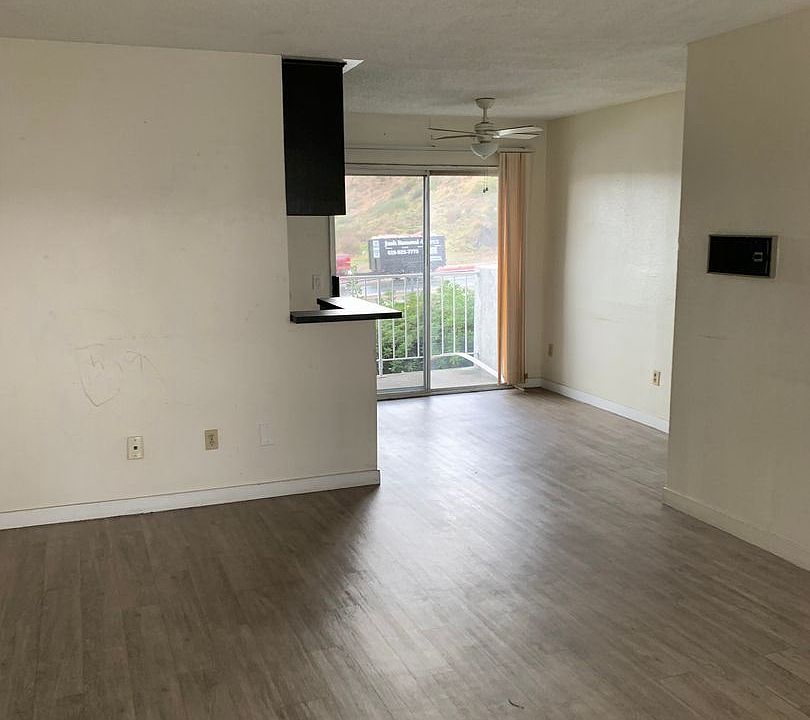 1st image of 5410 Lea St APT 10
