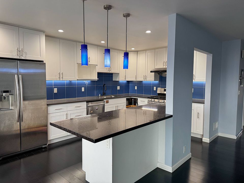 1st image of 577 Price St