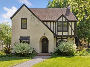 146 Amherst St, Saint Paul, MN 55105