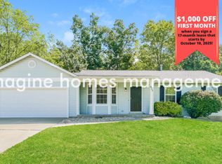 822 Whispering Rock Dr, O'Fallon, MO 63366