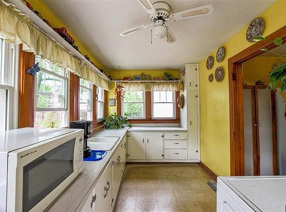 4th image of 144 Harlin Dr