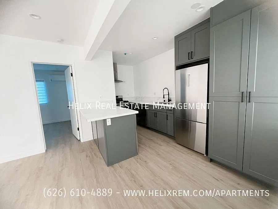 159 N Sierra Bonita Ave #3