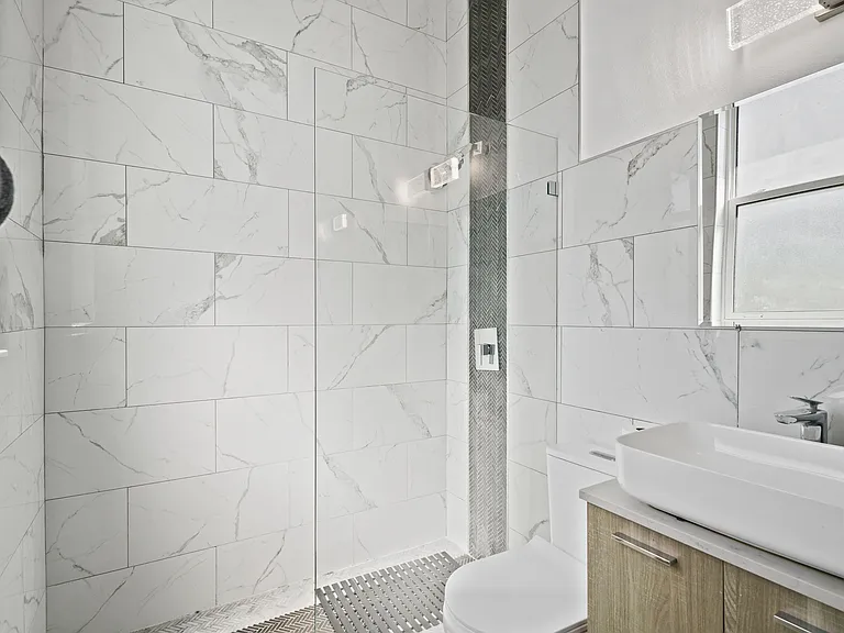 2608 W Swann Ave #C — Photo 14