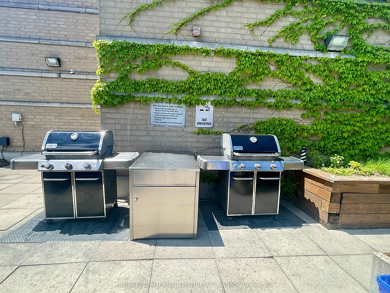 109 Front St E #1110 — Photo 23