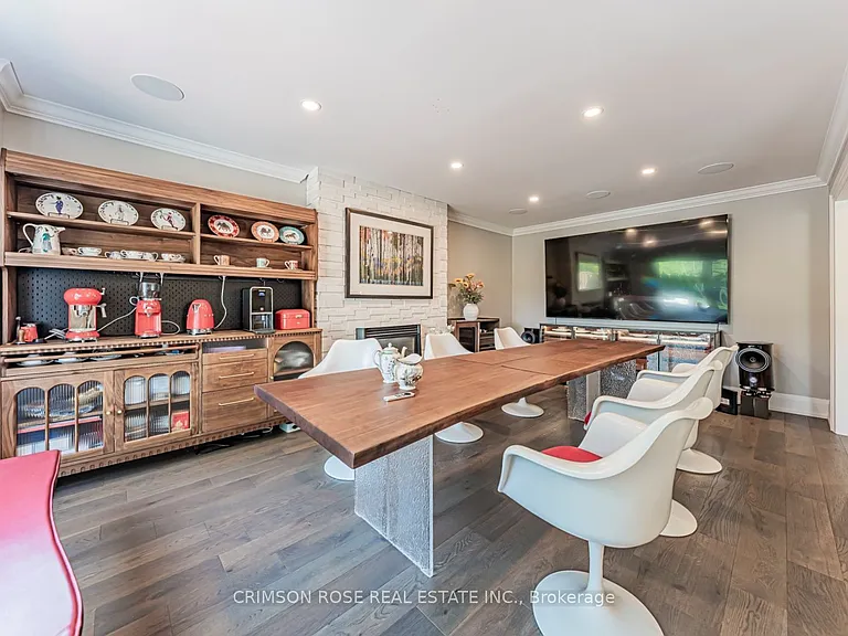 1588 Stationmaster Ln #UPPER HALF — Photo 7
