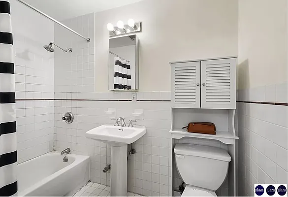 Rented by Plaza Real Estate Group | media 6