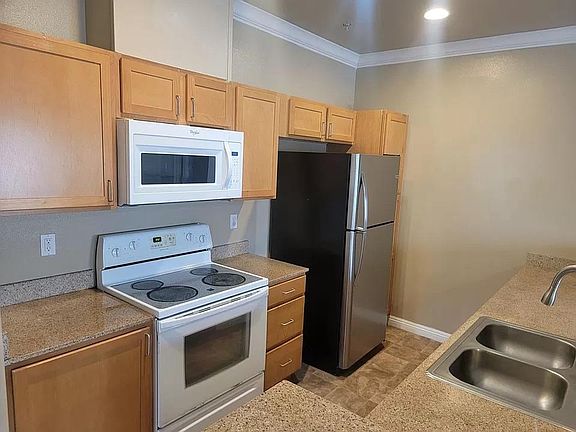 3rd image of 4200 E Commerce Way Unit 1522