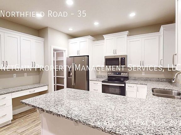 4th image of 1549 Northfield Rd #35