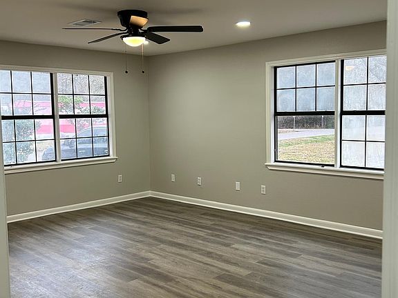 4th image of 12051 Callahan Rd