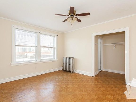 4th image of 711 W Belmont Ave #501C1