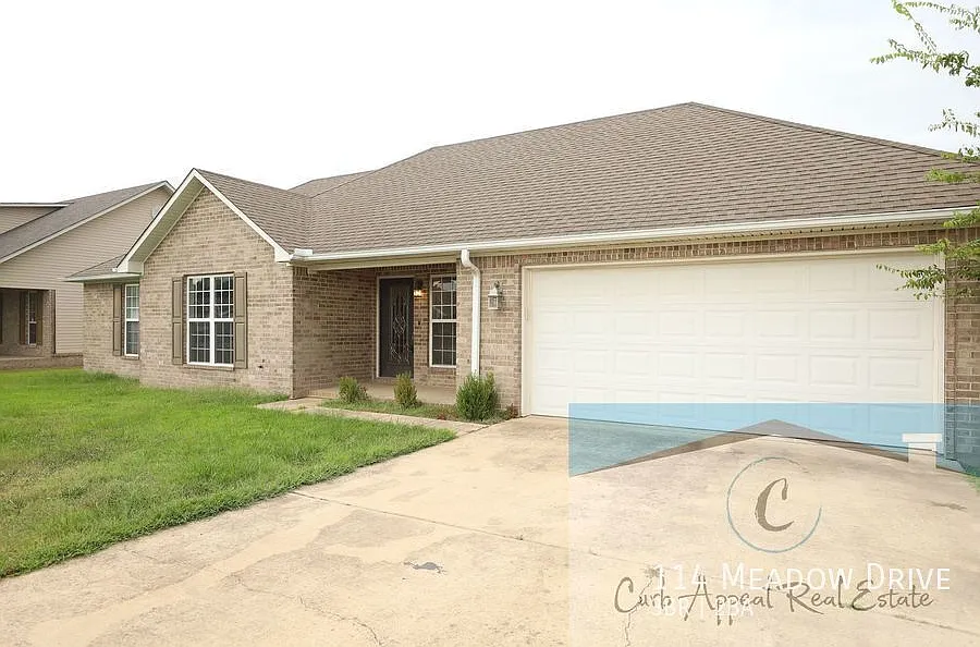 114 Meadow Dr