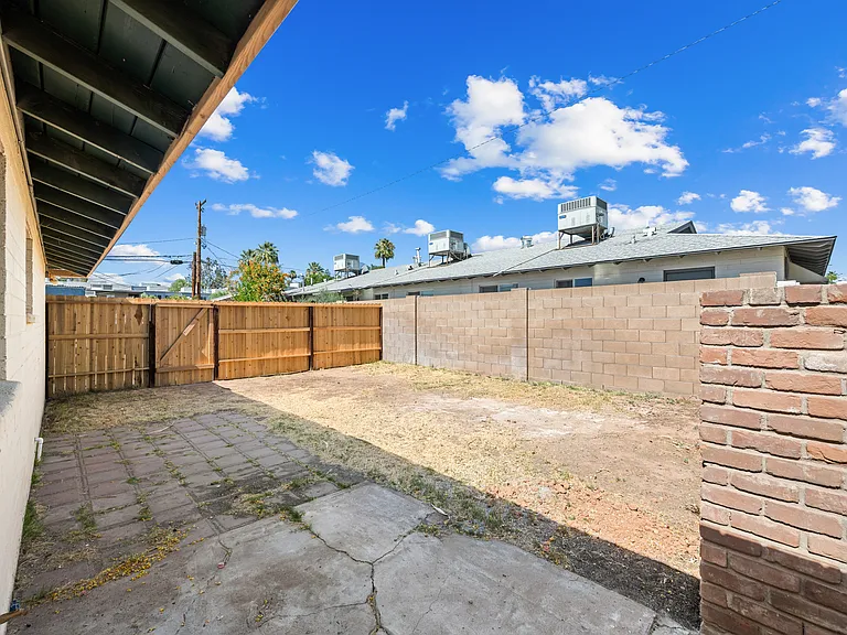 3518 E Montecito Ave #1 — Photo 14