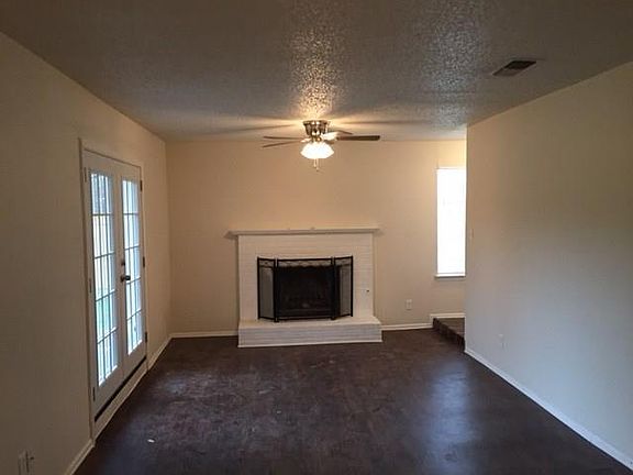 2nd image of 4330 Segura Ct N