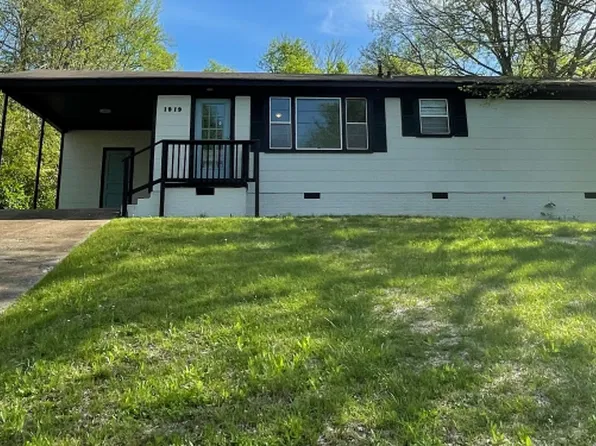1919 Bella Vista St, Tupelo, MS 38801