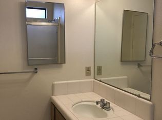 944 W McKinley Ave APT 102, Fresno, CA