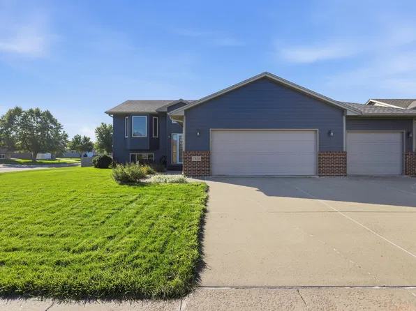 7801 W 44th St, Sioux Falls, SD 57106