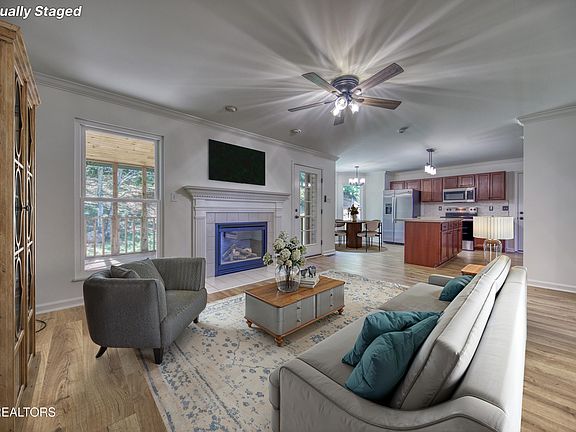 3rd image of 11119 Hatteras Dr